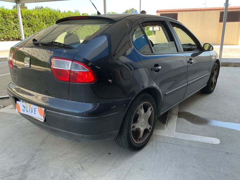 Seat Leon 1.6 Sport 2004 – снимка 2