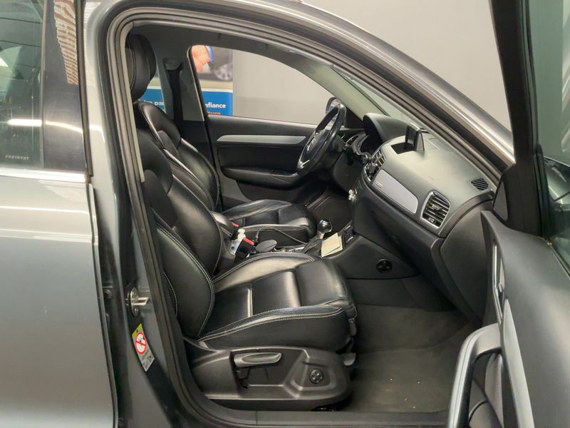 Audi Q3 2.0 TDI quattro Sport 2015 – снимка 16