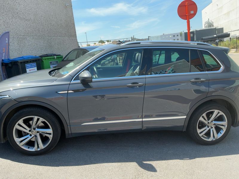 Volkswagen Tiguan 1.5 TSI ACT R-Line 2023 – снимка 4