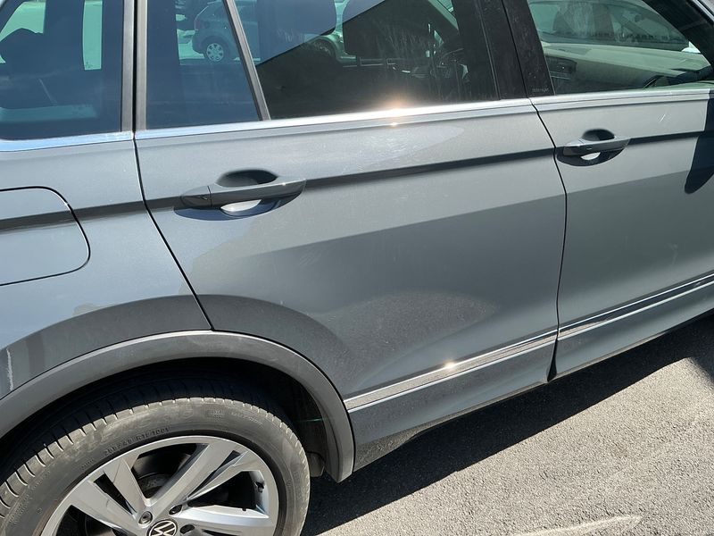 Volkswagen Tiguan 1.5 TSI ACT R-Line 2023 – снимка 23