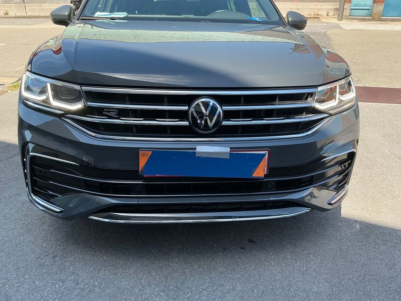 Volkswagen Tiguan 1.5 TSI ACT R-Line 2023 – снимка 26