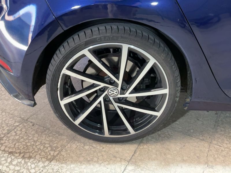 Volkswagen Golf VII 2.0 TSI R 4Motion BlueMotion Tech 2019 – снимка 9