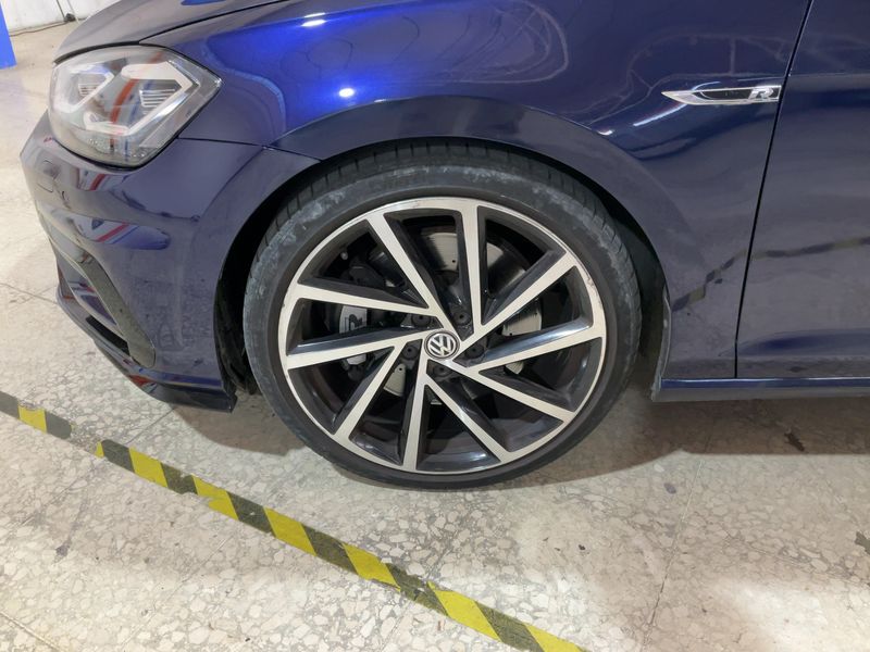 Volkswagen Golf VII 2.0 TSI R 4Motion BlueMotion Tech 2019 – снимка 3