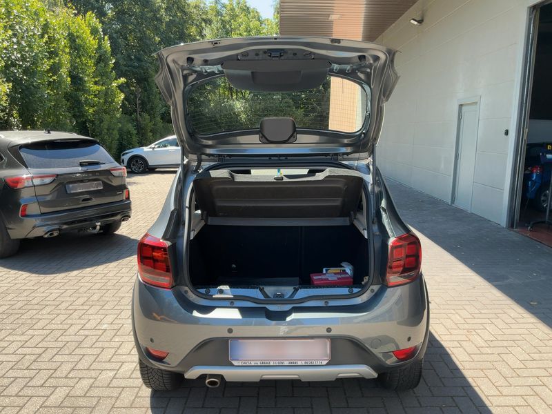 Dacia Sandero 1.5 dCi Stepway Celebration 2017 – снимка 15