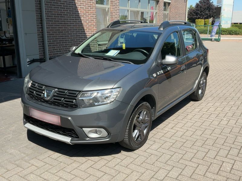 Dacia Sandero 1.5 dCi Stepway Celebration 2017 – снимка 1