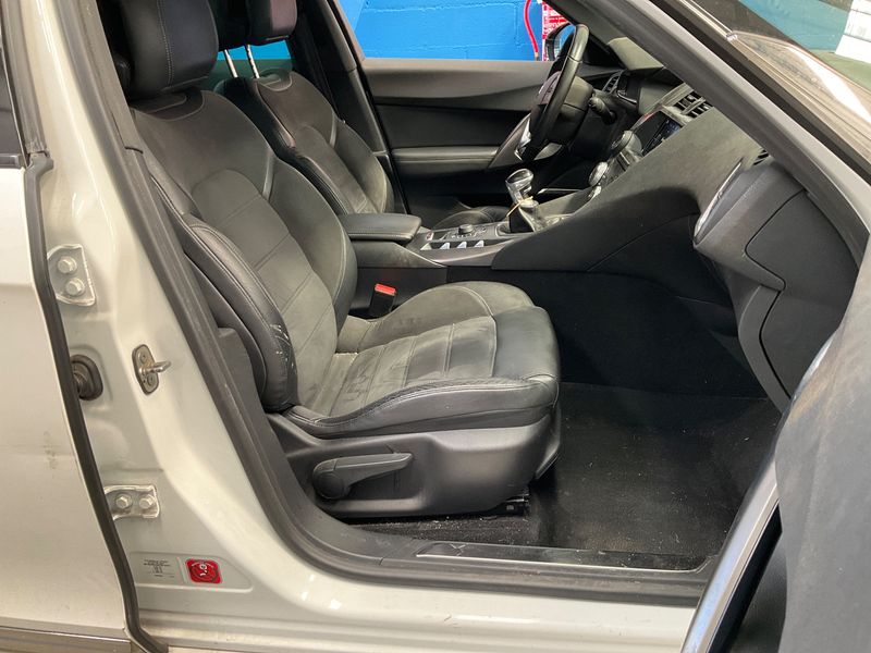 Citroen DS5 2.0 HDi Style 2015 – снимка 16