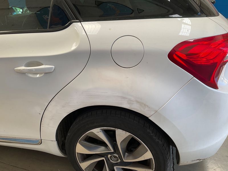 Citroen DS5 2.0 HDi Style 2015 – снимка 29