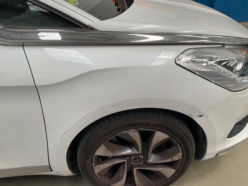 Citroen DS5 2.0 HDi Style 2015 – снимка 22
