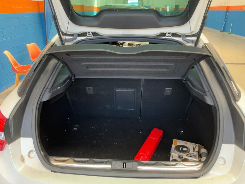 Citroen DS5 2.0 HDi Style 2015 – снимка 15