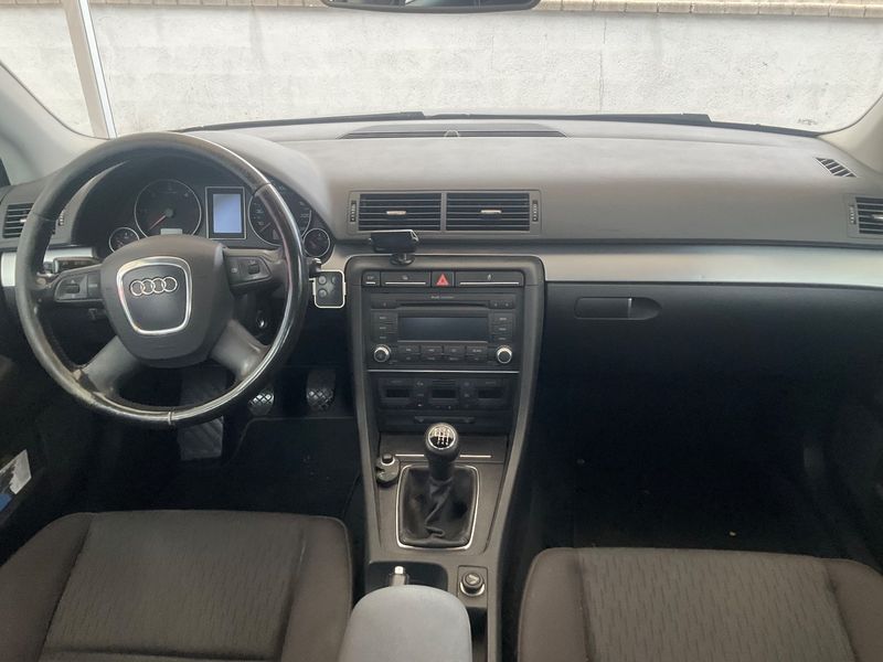 Audi A4 2.0 TDI 2007 – снимка 17