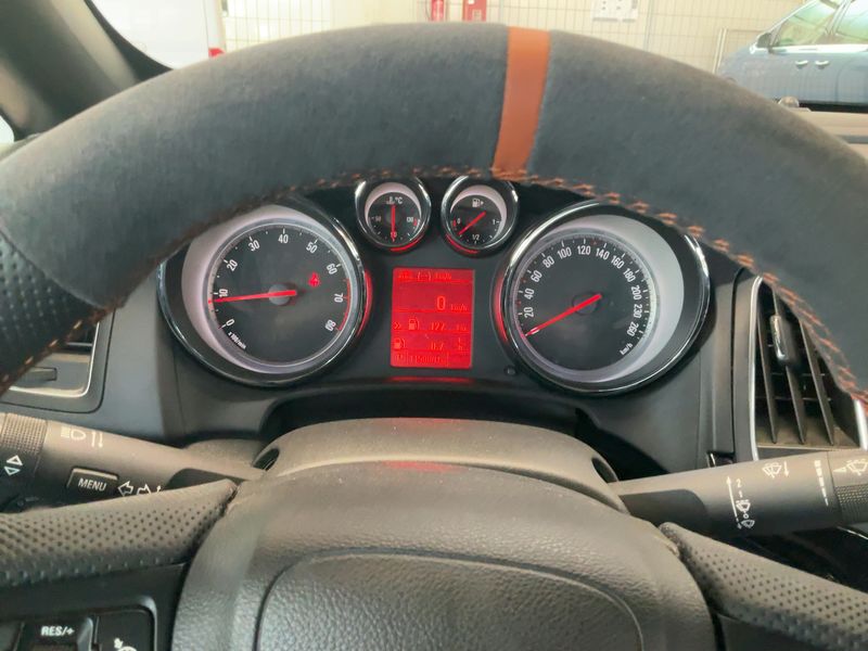Opel Cascada 1.6 SIDI Turbo Innovation 2015 – снимка 18