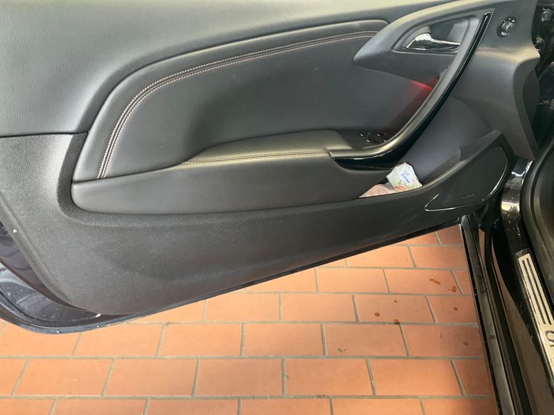 Opel Cascada 1.6 SIDI Turbo Innovation 2015 – снимка 22
