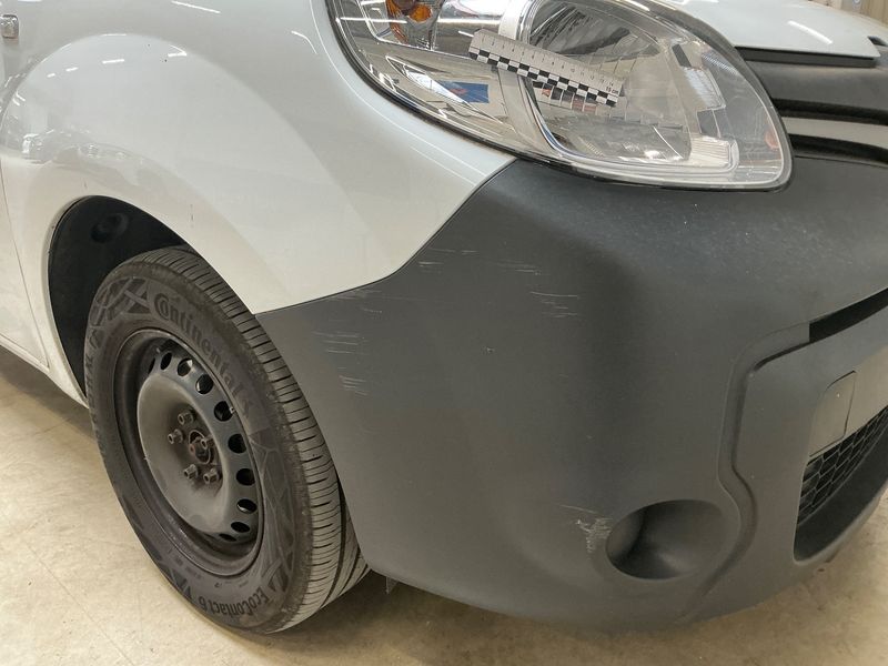 Renault Kangoo 1.5 BLUE dCi Express Extra Série Spéciale 2021 – снимка 28