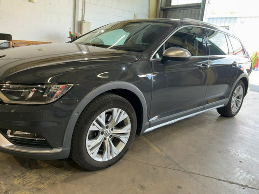 Volkswagen Passat Alltrack 2.0 TDI 4Motion BlueMotion Tech 2018 – снимка 2