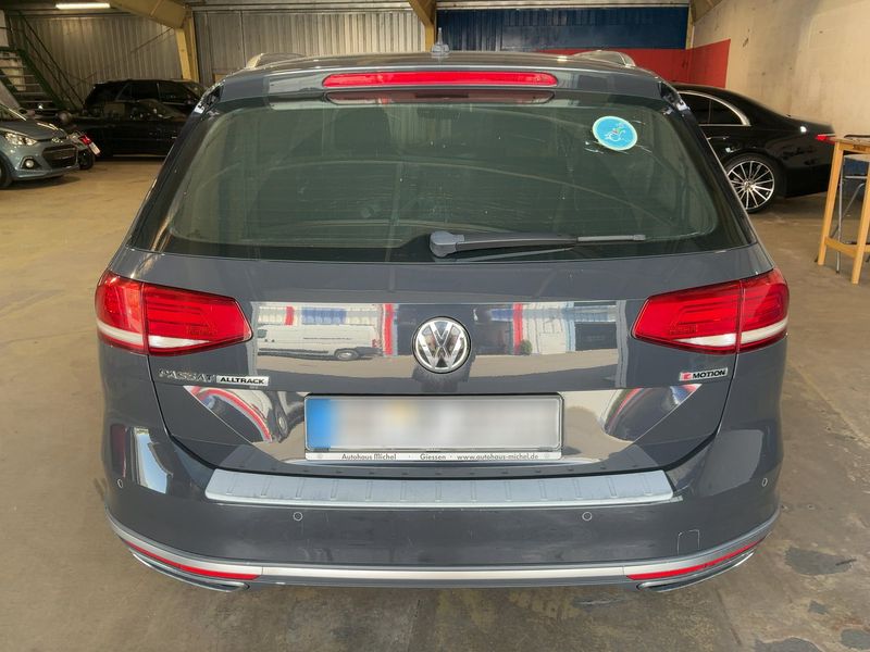 Volkswagen Passat Alltrack 2.0 TDI 4Motion BlueMotion Tech 2018 – снимка 7