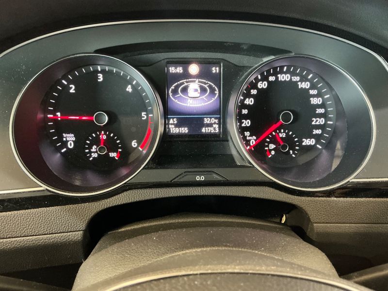 Volkswagen Passat Alltrack 2.0 TDI 4Motion BlueMotion Tech 2018 – снимка 19
