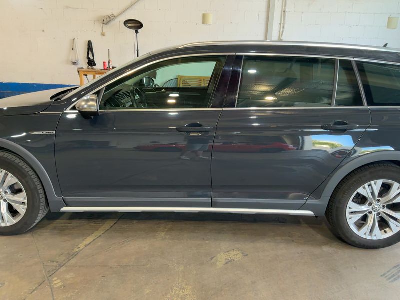 Volkswagen Passat Alltrack 2.0 TDI 4Motion BlueMotion Tech 2018 – снимка 4