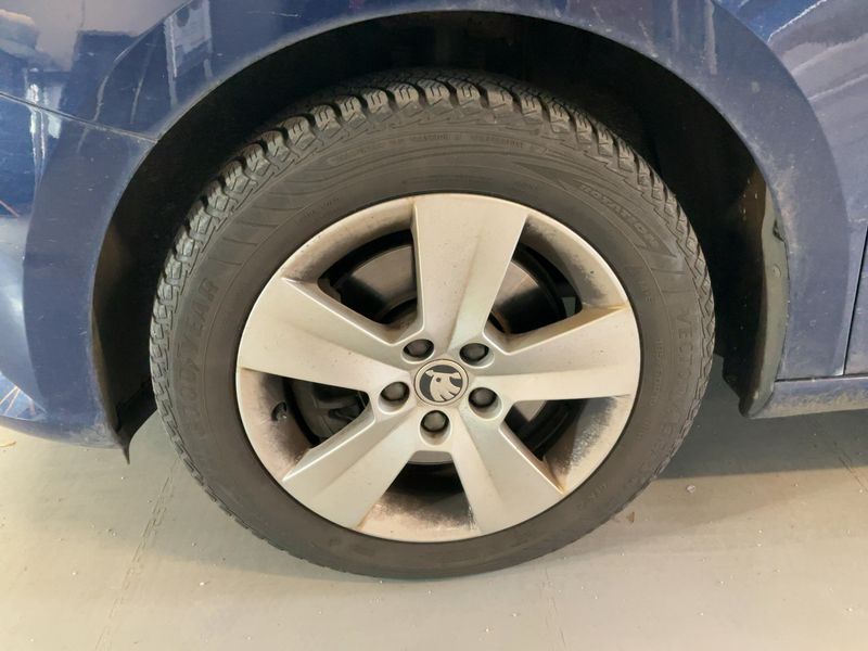 Skoda Fabia 1.0 TSI Ambition 2018 – снимка 3