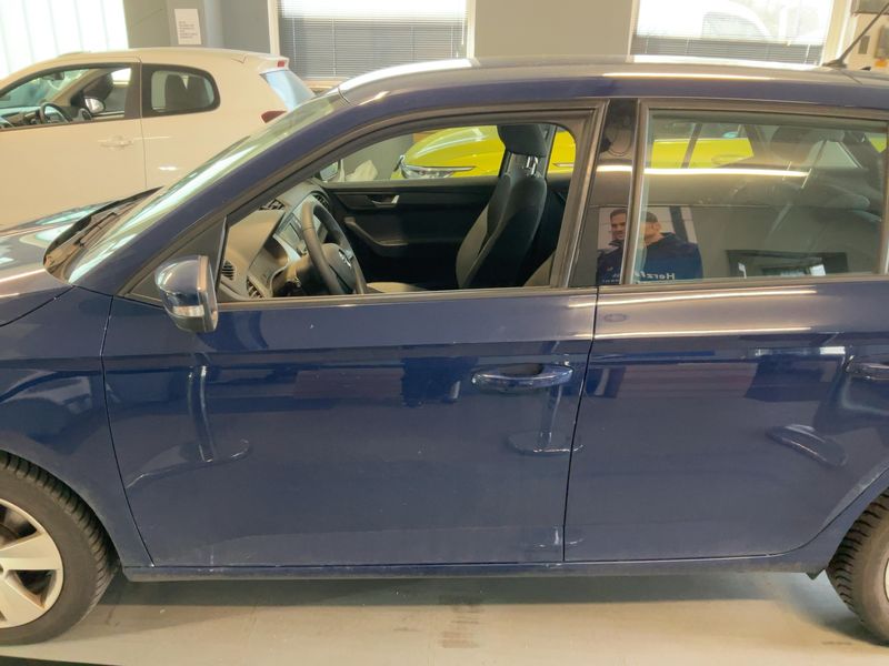 Skoda Fabia 1.0 TSI Ambition 2018 – снимка 4