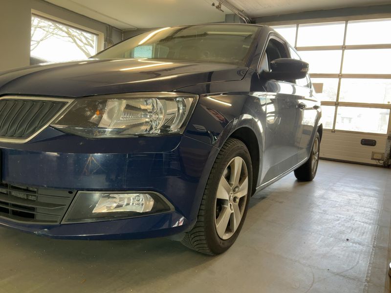 Skoda Fabia 1.0 TSI Ambition 2018 – снимка 2