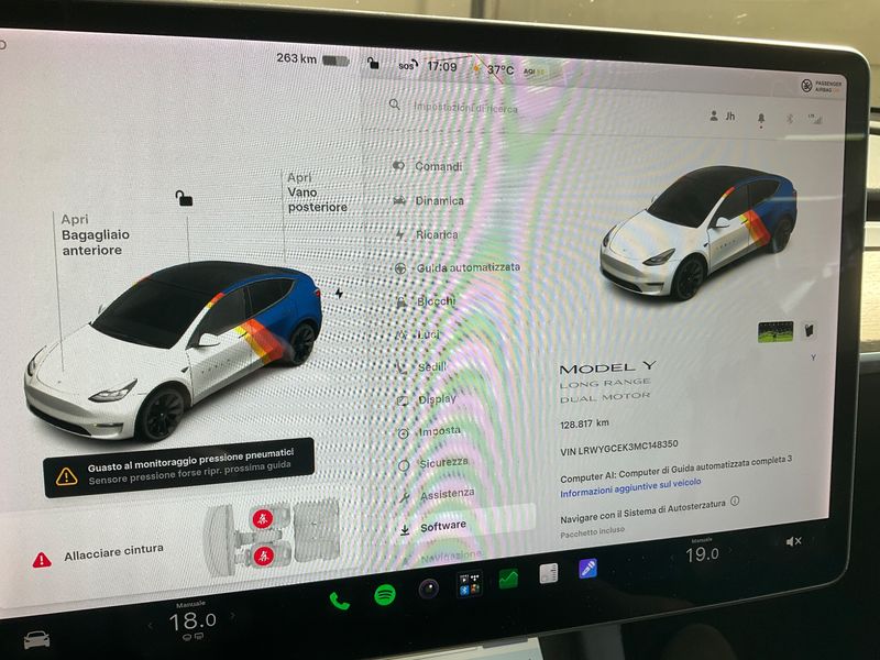 Tesla Model Y Max Range Dual AWD AWD 2021 – снимка 18