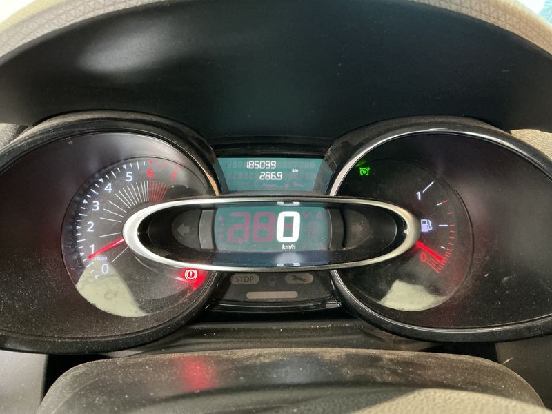 Renault Clio 1.2 Life 2016 – снимка 4