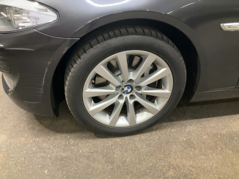 BMW 5er 530d 2011 – снимка 16