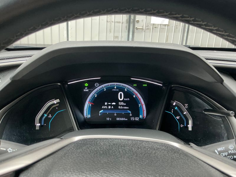 Honda Civic 1.0 VTEC Elegance 2019 – снимка 19