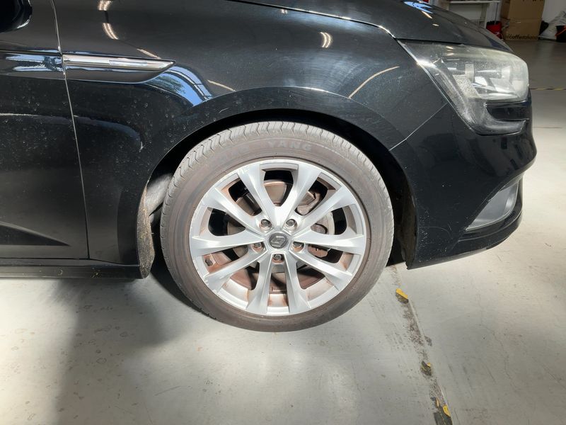 Renault Megane 1.5 dCi Energy Intens 2017 – снимка 11