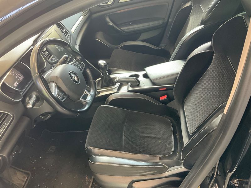 Renault Megane 1.5 dCi Energy Intens 2017 – снимка 21