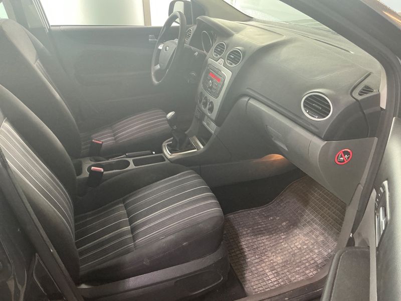 Ford Focus 1.6 TDCi Trend 2010 – снимка 3