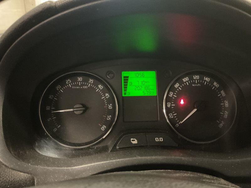 Skoda Fabia 1.2 TDI Greenline 2011 – снимка 4