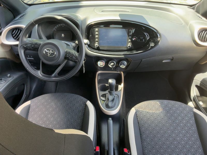 Toyota Aygo X 1.0 VVT-i Design 2022 – снимка 17