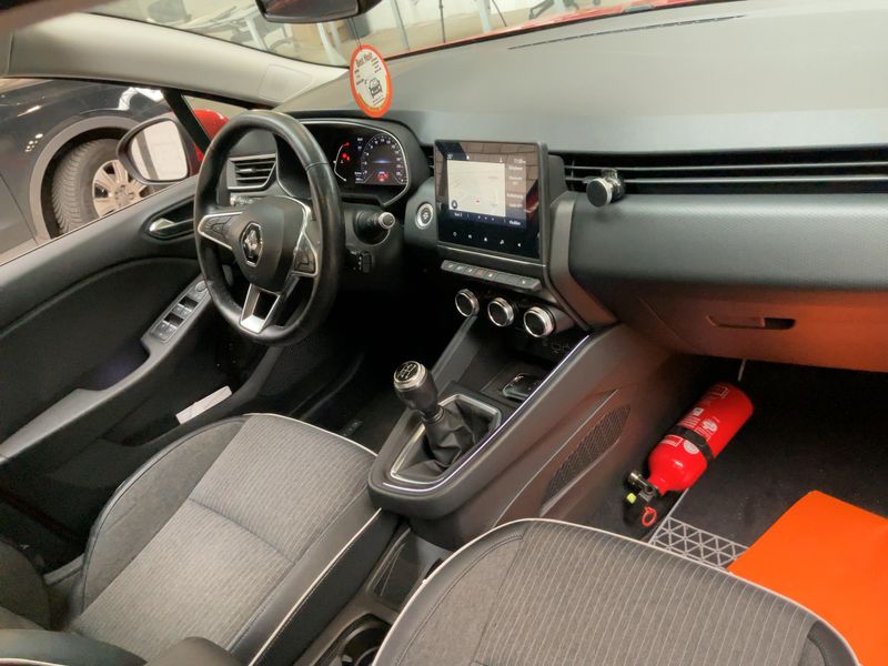 Renault Clio 1.0 TCe Intens 2020 – снимка 17