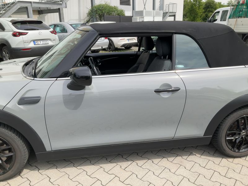 MINI Cabrio Cooper Classic Trim 2021 – снимка 4