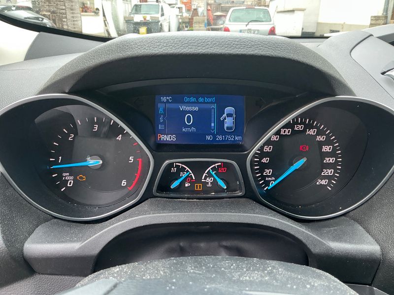 Ford Kuga 2.0 TDCi Titanium 2014 – снимка 4