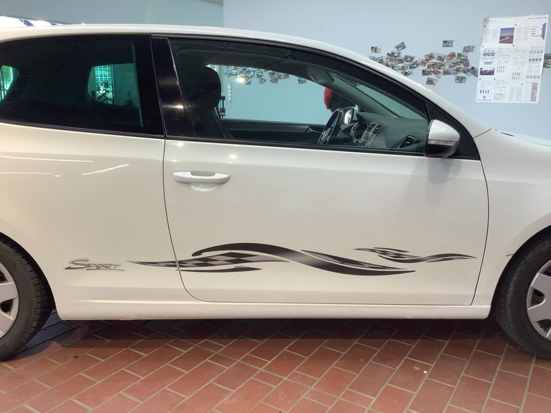 Volkswagen Golf VI 1.6 Trendline 2009 – снимка 10