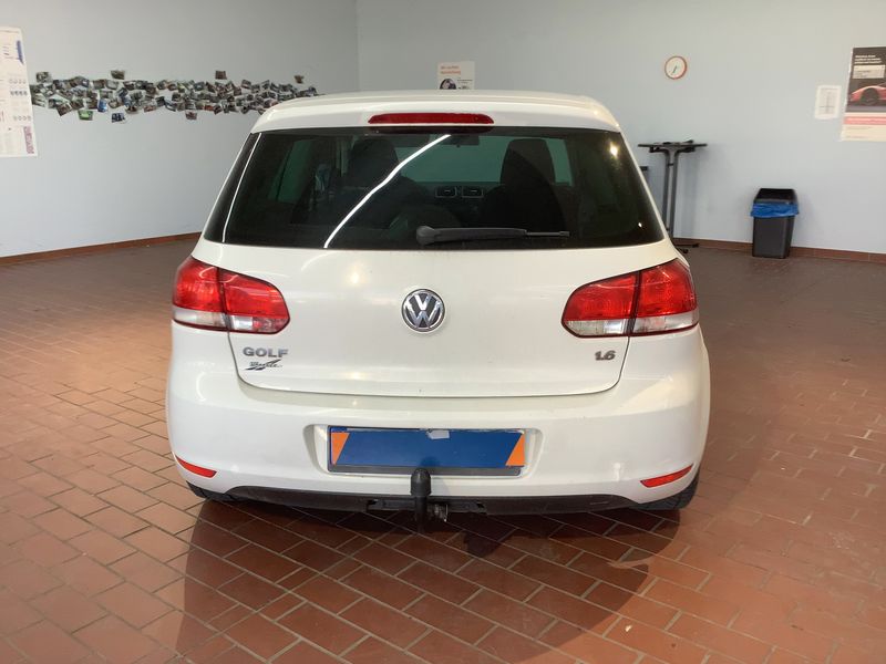 Volkswagen Golf VI 1.6 Trendline 2009 – снимка 7