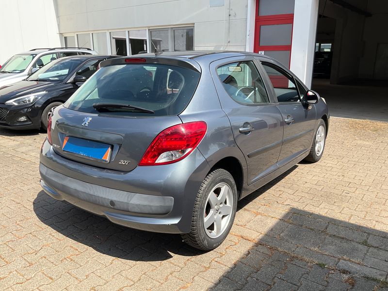 Peugeot 207 1.4 Urban Move 2010 – снимка 2
