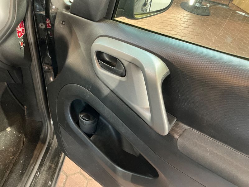 Citroen Berlingo 1.6 Selection 2016 – снимка 26