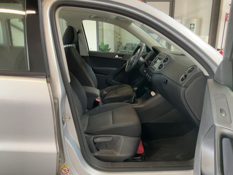 Volkswagen Tiguan 2.0 TDI Trend & Fun BlueMotion Tech 2013 – снимка 16