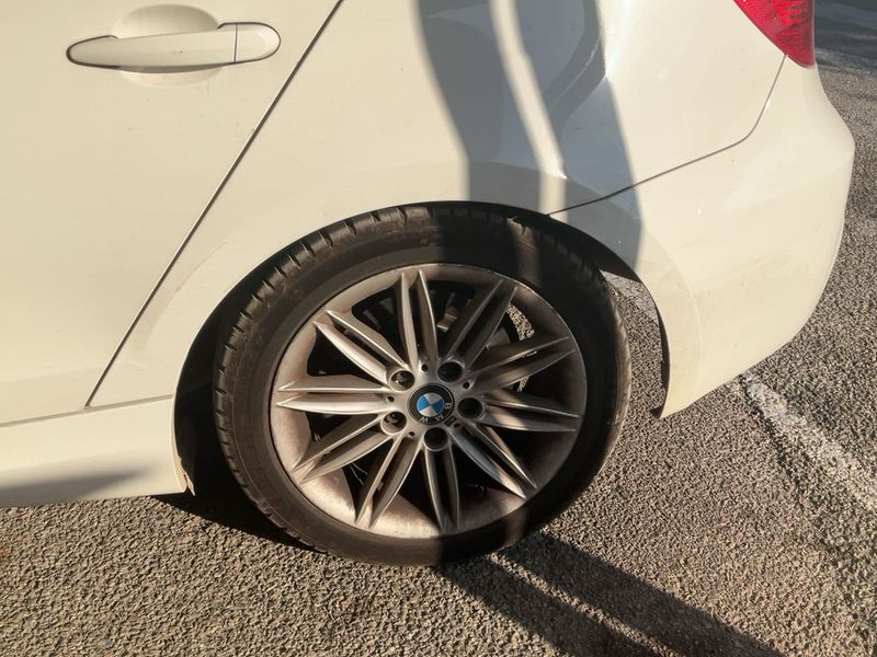 BMW 1er 120d 2009 – снимка 5