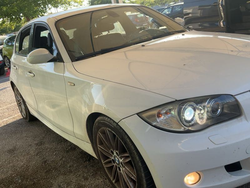 BMW 1er 120d 2009 – снимка 12