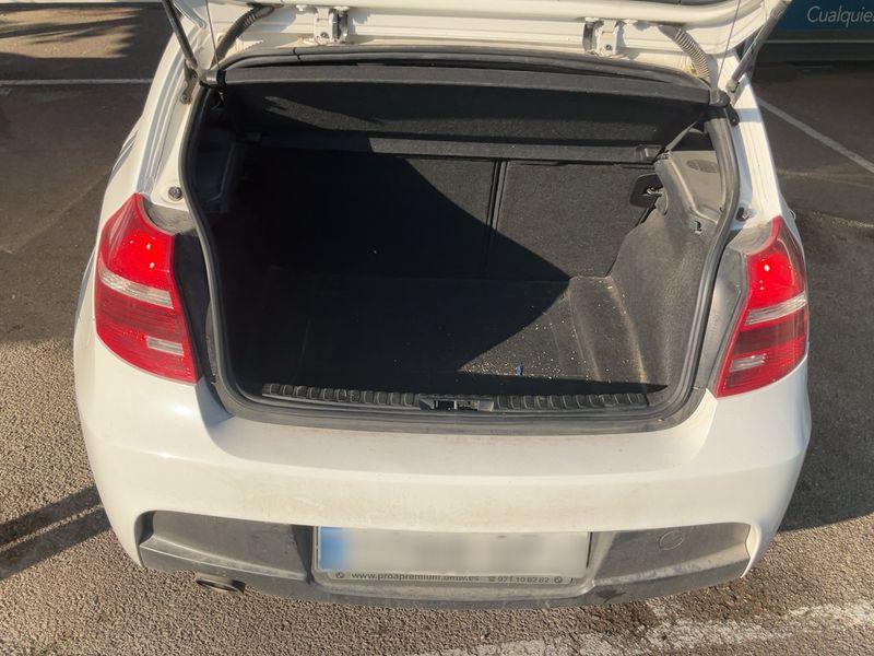 BMW 1er 120d 2009 – снимка 15
