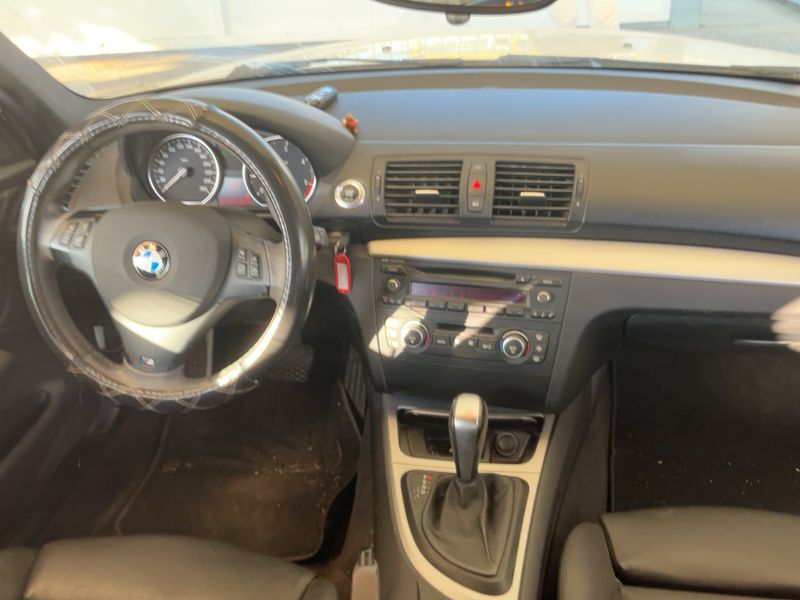 BMW 1er 120d 2009 – снимка 17