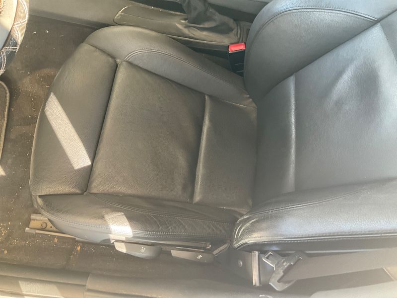 BMW 1er 120d 2009 – снимка 24