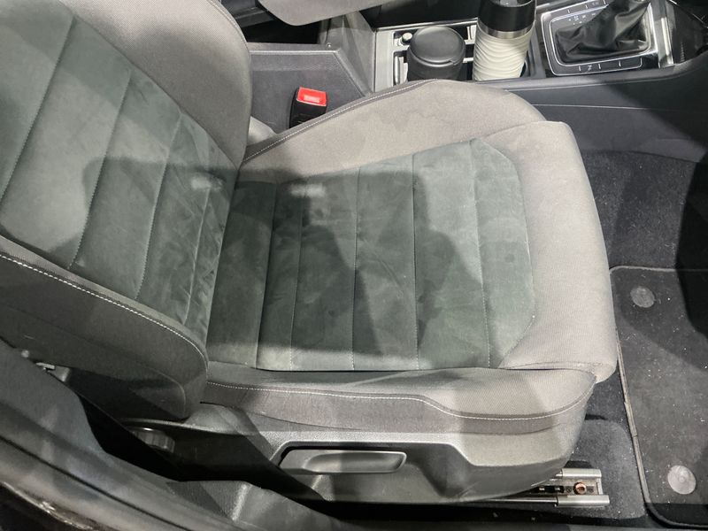 Volkswagen Golf VII 1.5 TSI ACT Highline BlueMotion Tech 2017 – снимка 32