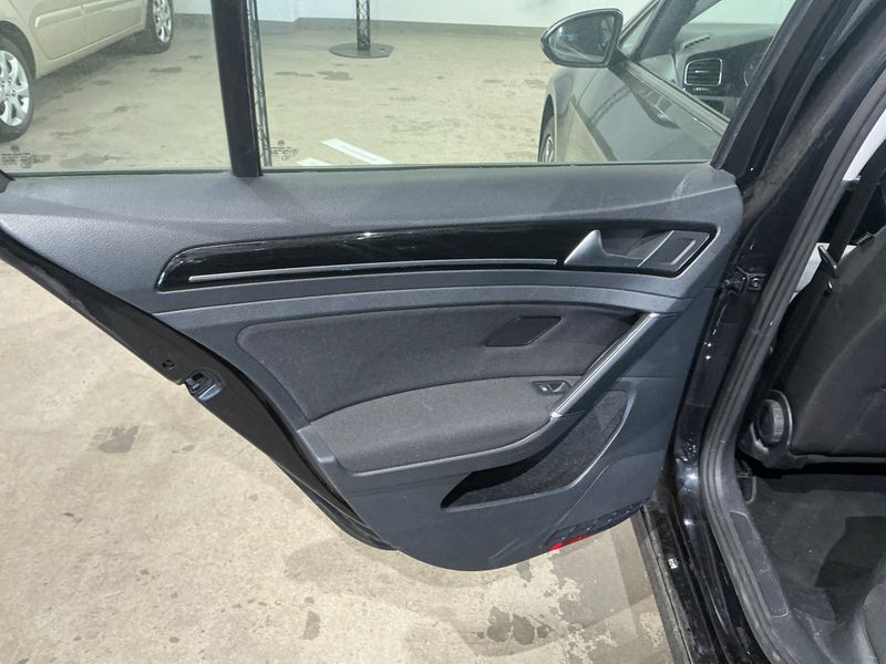 Volkswagen Golf VII 1.5 TSI ACT Highline BlueMotion Tech 2017 – снимка 27
