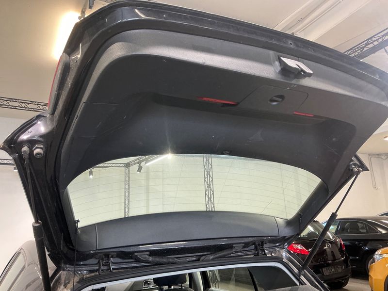 Volkswagen Golf VII 1.5 TSI ACT Highline BlueMotion Tech 2017 – снимка 21