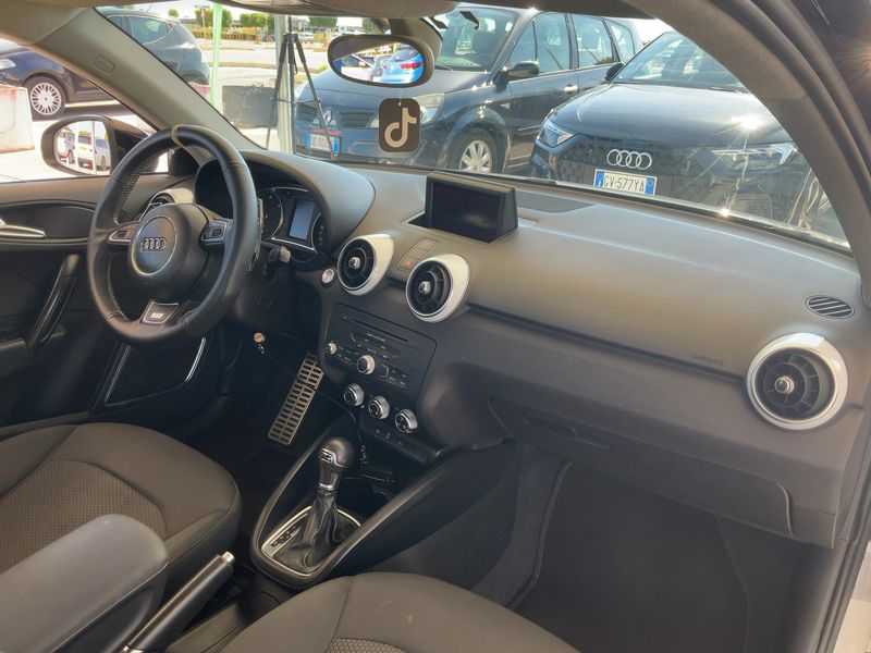 Audi A1 1.6 TDI Admired 2014 – снимка 17